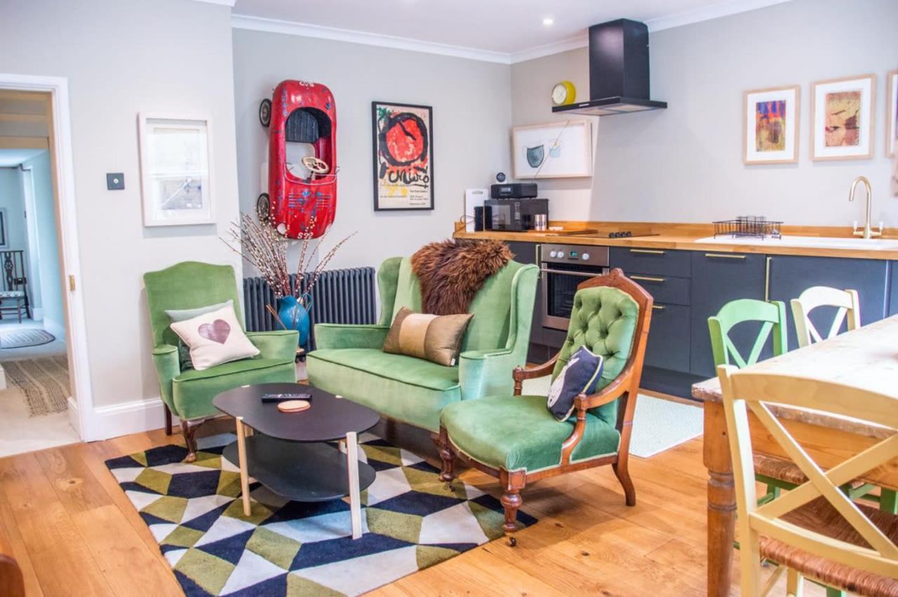 Appartement Unique 2 Bed In The Heart Of Bath With Parking Extérieur photo