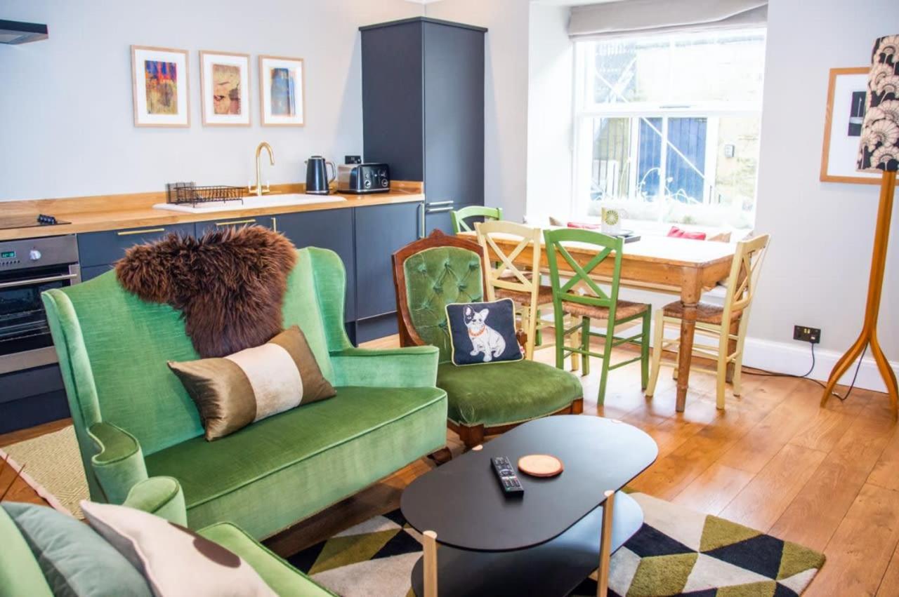 Appartement Unique 2 Bed In The Heart Of Bath With Parking Extérieur photo