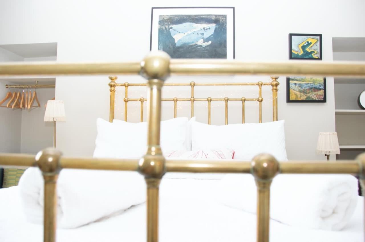 Appartement Unique 2 Bed In The Heart Of Bath With Parking Extérieur photo