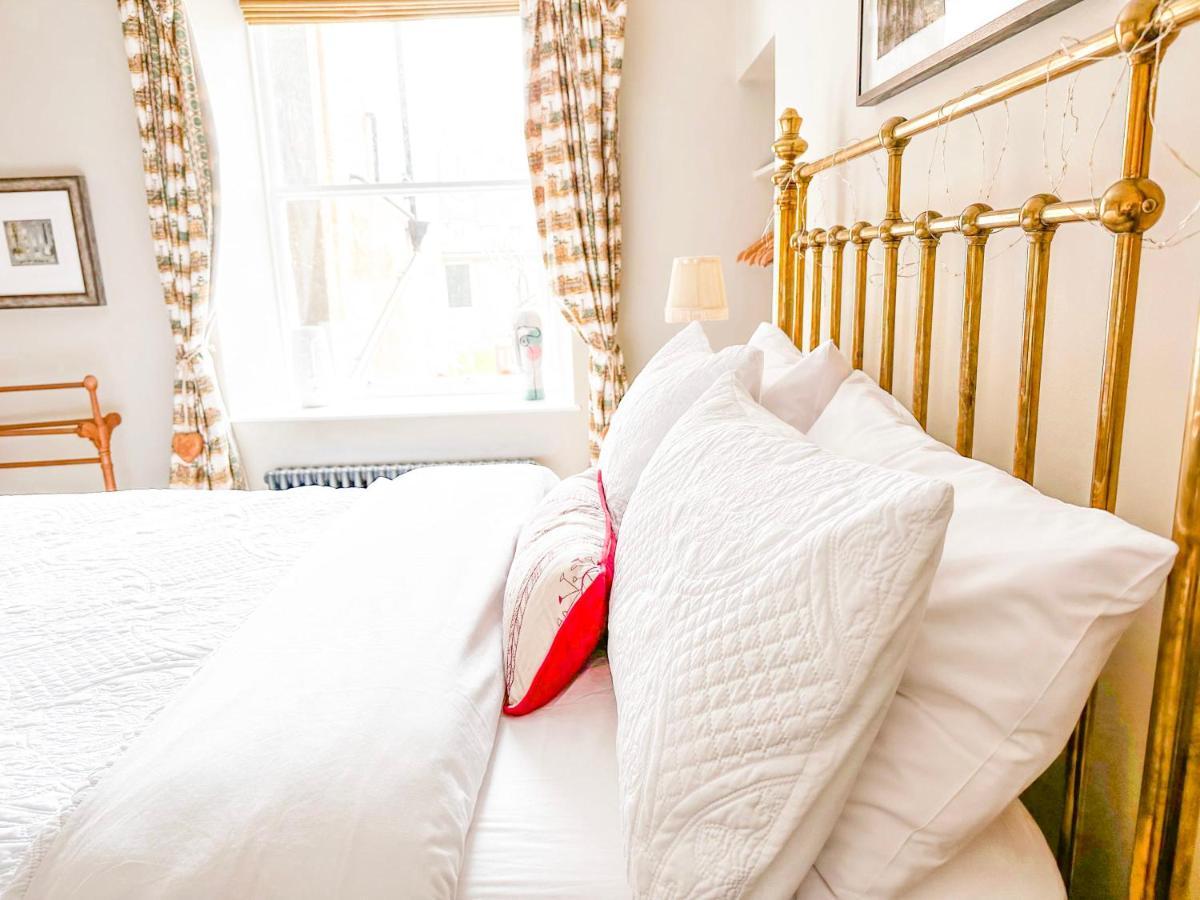 Appartement Unique 2 Bed In The Heart Of Bath With Parking Extérieur photo