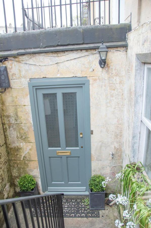 Appartement Unique 2 Bed In The Heart Of Bath With Parking Extérieur photo