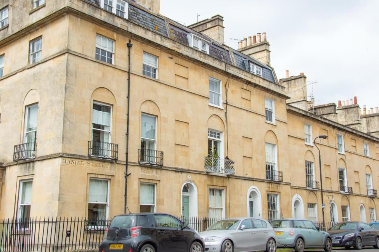 Appartement Unique 2 Bed In The Heart Of Bath With Parking Extérieur photo