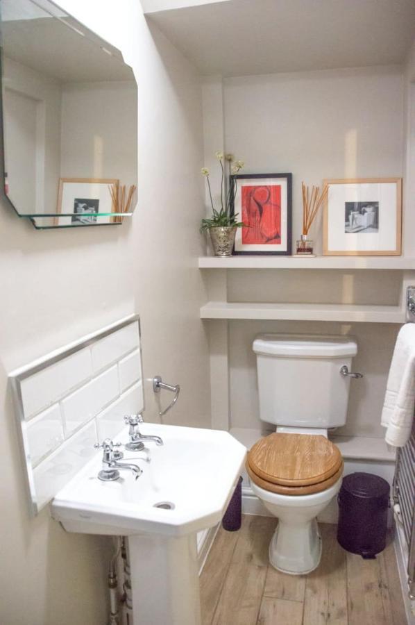 Appartement Unique 2 Bed In The Heart Of Bath With Parking Extérieur photo